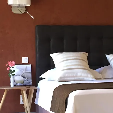 La Casa Occitane 住宿加早餐酒店 4*