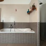Bed & Breakfast La Casa Occitane 4*