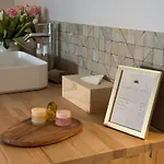 La Casa Occitane Bed & Breakfast
