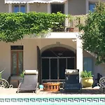 La Casa Occitane Bed & Breakfast