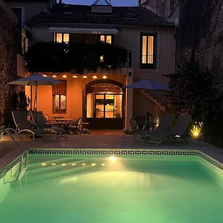 לינה וארוחת בוקר La Casa Occitane 4*