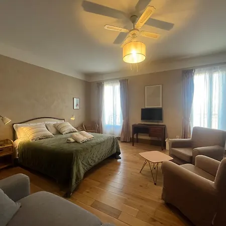 La Casa Occitane Bed & Breakfast 4*